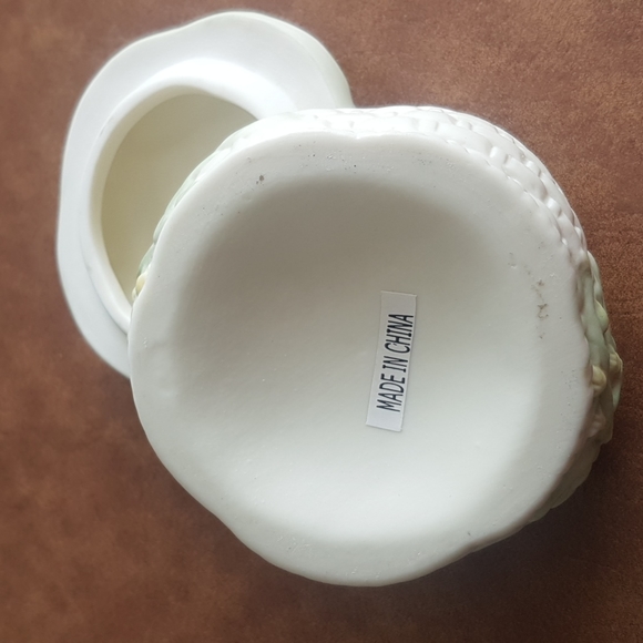 Vintage Trinket Dishes - Picture 6 of 10